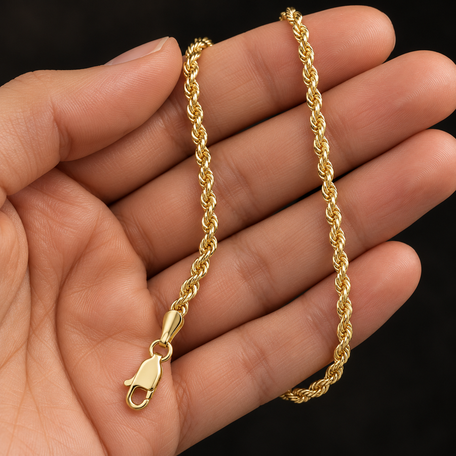 10K Gold Solid Rope Chain Necklace – 2.5mm held in hand
