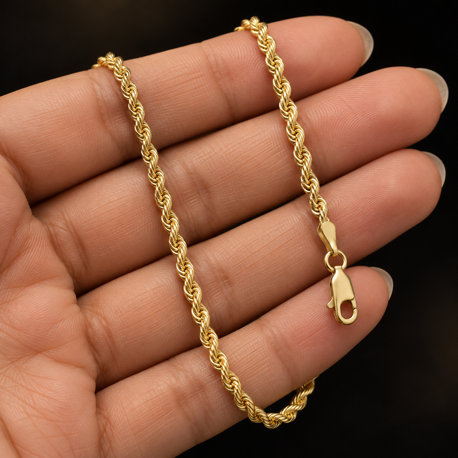 10K Gold Hollow Rope Chain Necklace – 2.5mm held in hand